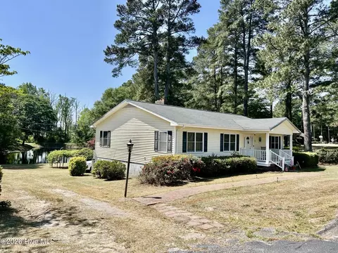 Exterior - 397 Johns Rd, Maxton, NC 28364 photo 2 of 8