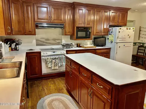 Kitchen - 397 Johns Rd, Maxton, NC 28364 photo 2 of 2