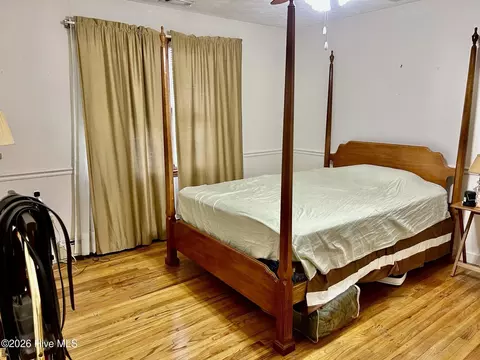 Bedroom - 397 Johns Rd, Maxton, NC 28364 photo 1 of 2