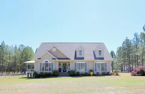 436 Millwork Ln, Aberdeen, NC 28315