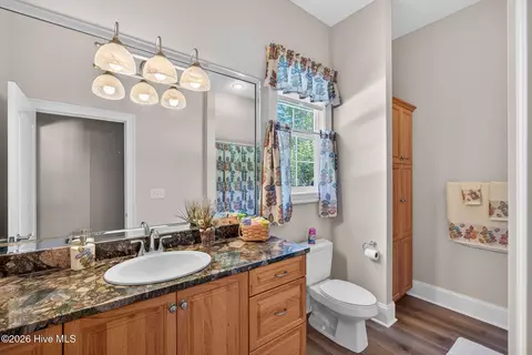 Bath - 305 Pecan Ct, Hampstead, NC 28443 photo 1 of 3