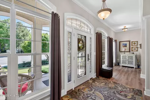 Entry Way - 305 Pecan Ct, Hampstead, NC 28443 photo 1 of 2