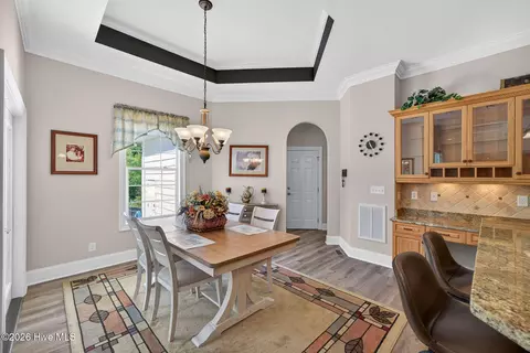 Dining - 305 Pecan Ct, Hampstead, NC 28443 photo 3 of 4