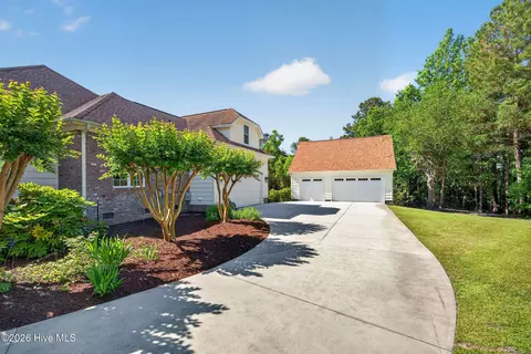 Exterior - 305 Pecan Ct, Hampstead, NC 28443 photo 8 of 23