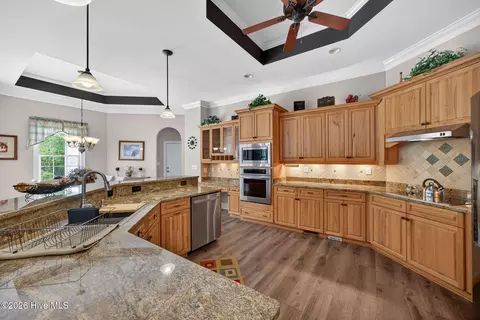 Kitchen - 305 Pecan Ct, Hampstead, NC 28443 photo 1 of 4
