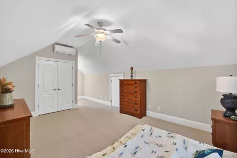 Bedroom - 305 Pecan Ct, Hampstead, NC 28443 photo 10 of 10