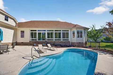 Exterior - 305 Pecan Ct, Hampstead, NC 28443 photo 6 of 23