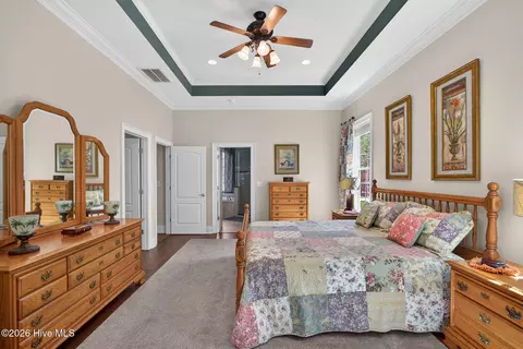 Bedroom - 305 Pecan Ct, Hampstead, NC 28443 photo 2 of 10