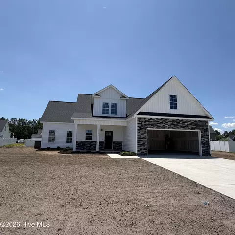 1005 Finn Ct, Greenville, NC 27834