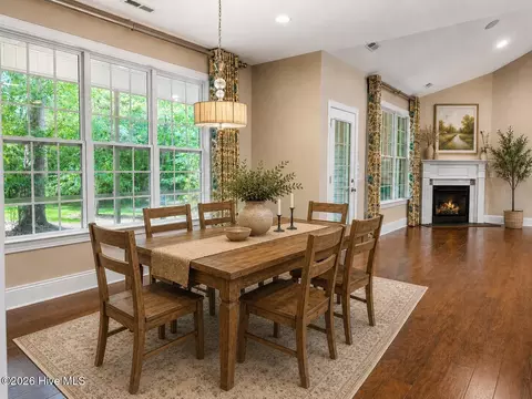 Dining - 39 Excalibur Pt, Hampstead, NC 28443 photo 2 of 2