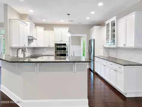 Kitchen - 39 Excalibur Pt, Hampstead, NC 28443 photo 1 of 5