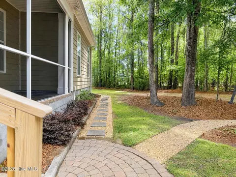 Exterior - 39 Excalibur Pt, Hampstead, NC 28443 photo 10 of 10