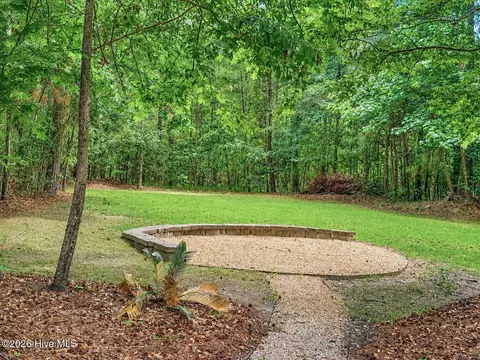 Exterior - 39 Excalibur Pt, Hampstead, NC 28443 photo 7 of 10