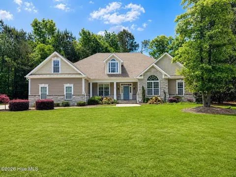 39 Excalibur Pt, Hampstead, NC 28443
