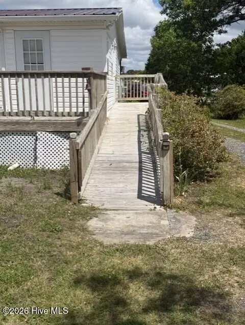 225 Mckae Dr, Gloucester, NC 28528 photo 7