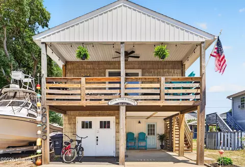 2025 Yorktown St, Kill Devil Hills, NC 27948