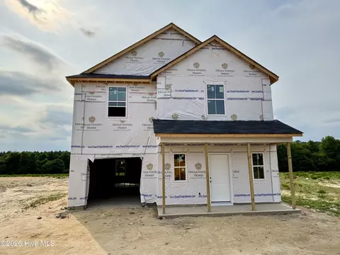 107 Hallwood Dr, Pikeville, NC 27863