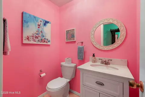 Bath - 527 N Line Dr, Hampstead, NC 28443 photo 1 of 3