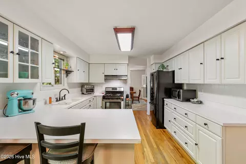 Kitchen - 527 N Line Dr, Hampstead, NC 28443 photo 1 of 3