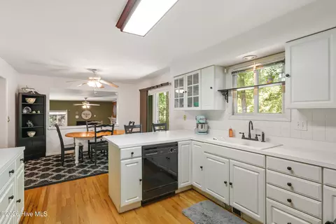 Kitchen - 527 N Line Dr, Hampstead, NC 28443 photo 3 of 3