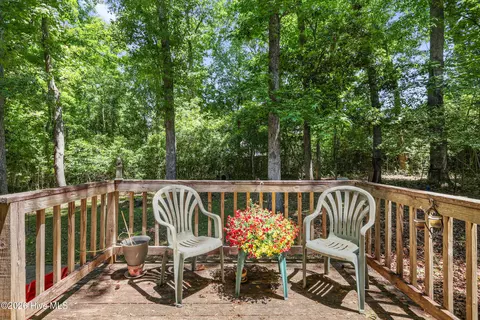 Exterior - 527 N Line Dr, Hampstead, NC 28443 photo 8 of 12