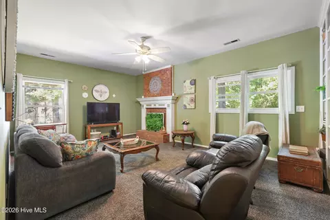Living - 527 N Line Dr, Hampstead, NC 28443 photo 1 of 5