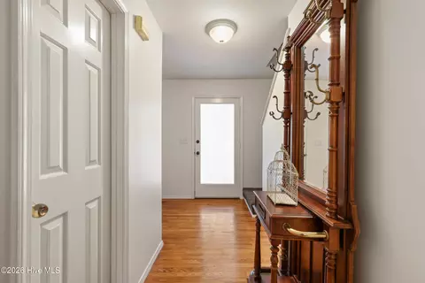 Entry Way - 527 N Line Dr, Hampstead, NC 28443 photo 1 of 1