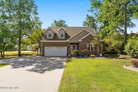 27 Country Club Dr, Shallotte, NC 28470