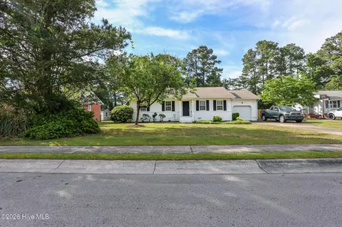 1505 Clifton Rd, Jacksonville, NC 28540