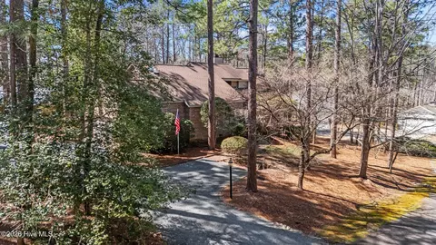 2 Torrey Pines Pl, Pinehurst, NC 28374