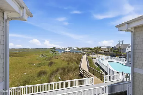 602 W Ft Macon Rd #218, Atlantic Beach, NC 28512