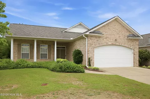 4302 Peninsula Pt, Greenville, NC 27834