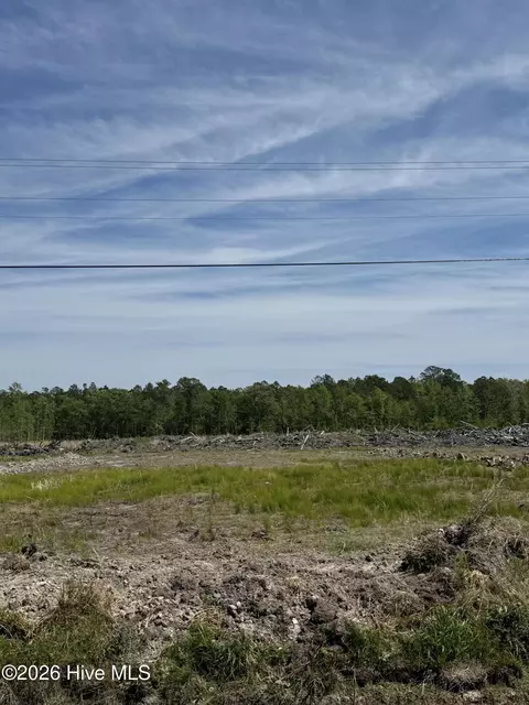 5 Us 264, Scranton, NC 27875