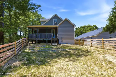 Exterior - 545 Harbour View Dr, Kill Devil Hills, NC 27948 photo 4 of 6