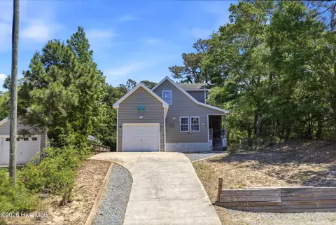 Exterior - 545 Harbour View Dr, Kill Devil Hills, NC 27948 photo 6 of 6