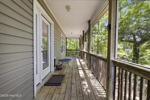 Exterior - 545 Harbour View Dr, Kill Devil Hills, NC 27948 photo 1 of 6