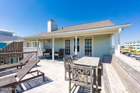 300 Ocean Blvd Ext #B, Atlantic Beach, NC 28512