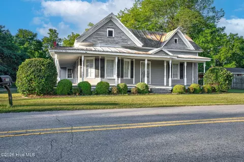 5917 Pine St, Bailey, NC 27807