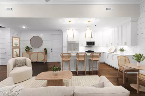 805 Mulberry St UNIT 105, Beaufort, NC 28516