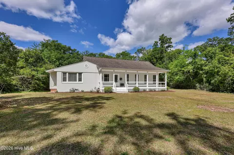 2002 Klein Rd, Wilmington, NC 28405