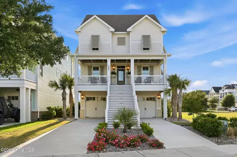 204 Back St, Newport, NC 28570