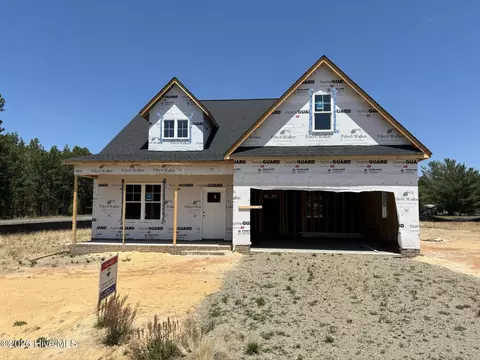 105 Spring Meadows Dr, Aberdeen, NC 28315