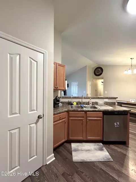 Kitchen - 112 Eagle Ridge Dr, Beulaville, NC 28518 photo 5 of 6