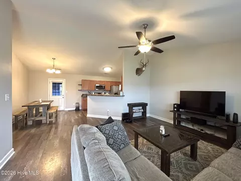 Living - 112 Eagle Ridge Dr, Beulaville, NC 28518 photo 2 of 2