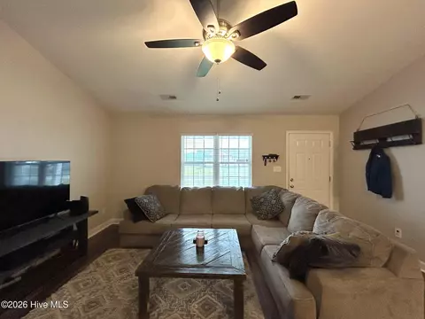 Living - 112 Eagle Ridge Dr, Beulaville, NC 28518 photo 1 of 2