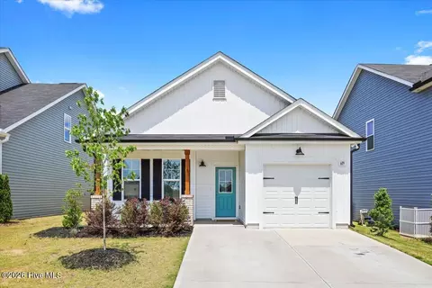 619 Sturgeon St, Smithfield, NC 27577