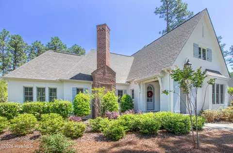 117 Chanticleer Dr, Pinehurst, NC 28374