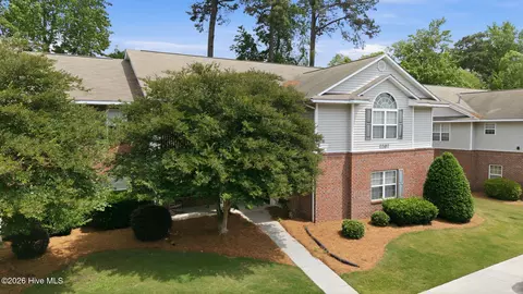 2207 Locksley Woods Dr #G, Greenville, NC 27858