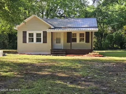 111 8th St, Lilesville, NC 28091