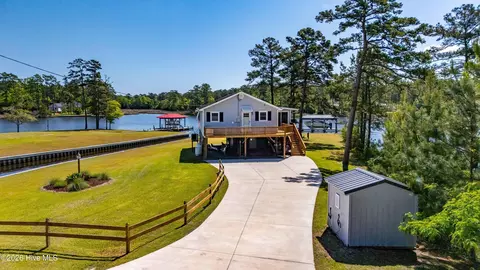 247 Jane Ln, Oriental, NC 28571